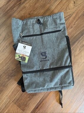 Geckobrands Drawstring Gray and Black Backpack with Shoe Compartment . NWT